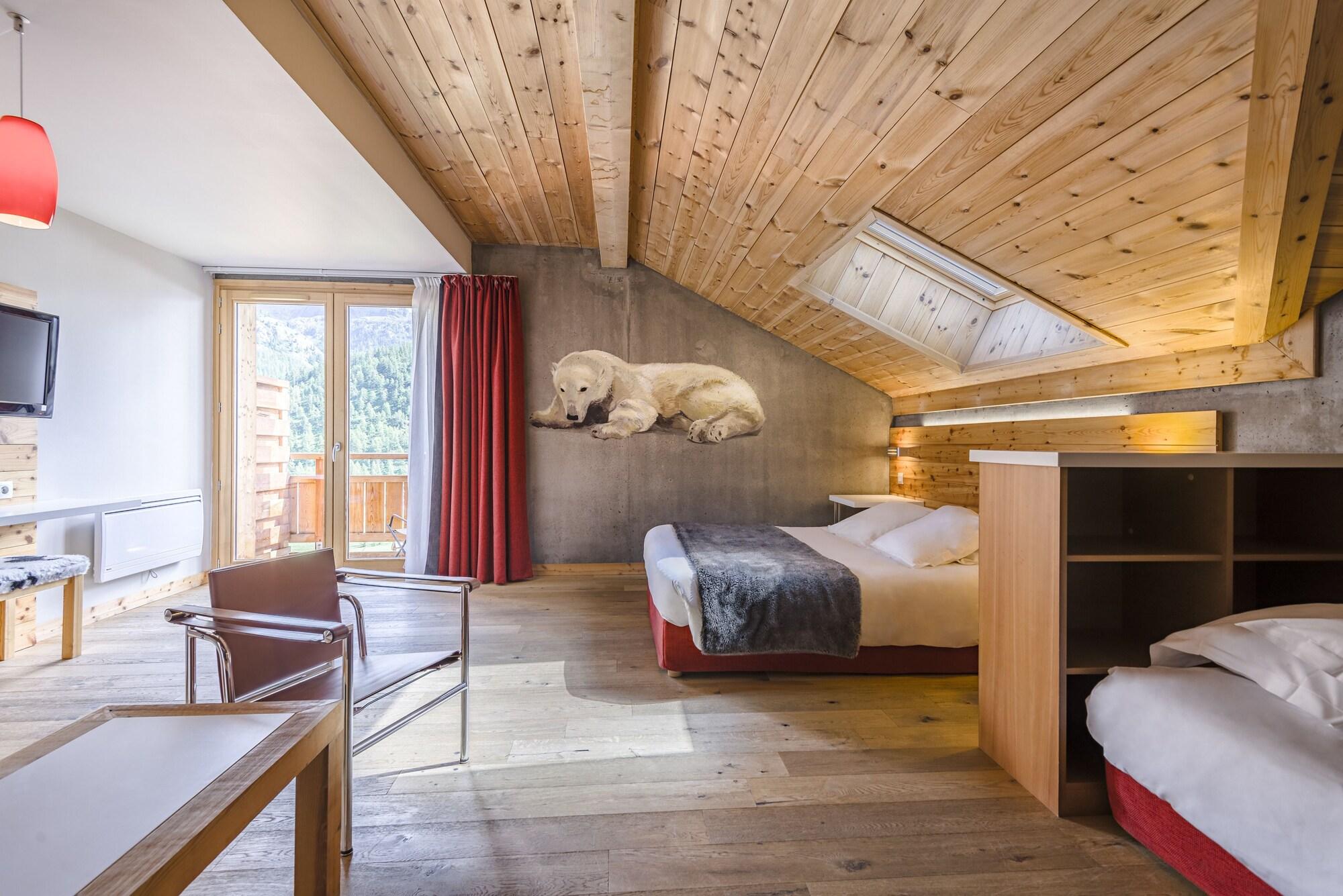 Anova Hotel & Spa Montgenevre Exterior photo