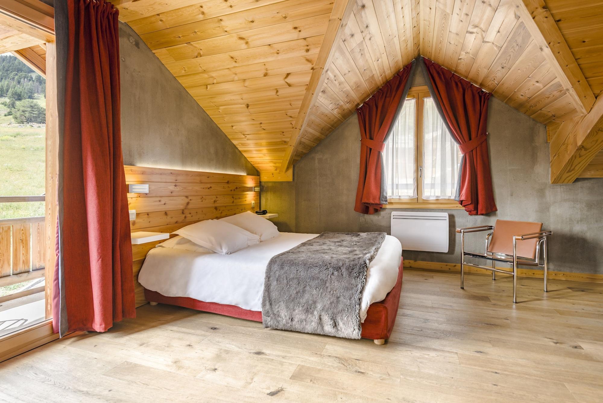 Anova Hotel & Spa Montgenevre Exterior photo