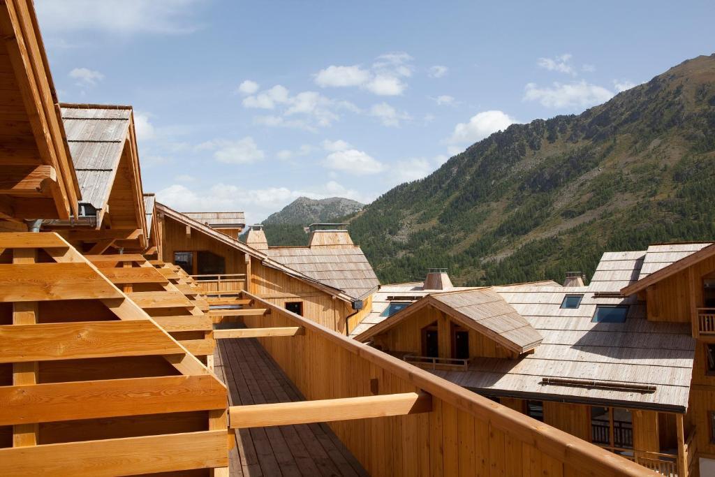 Anova Hotel & Spa Montgenevre Exterior photo