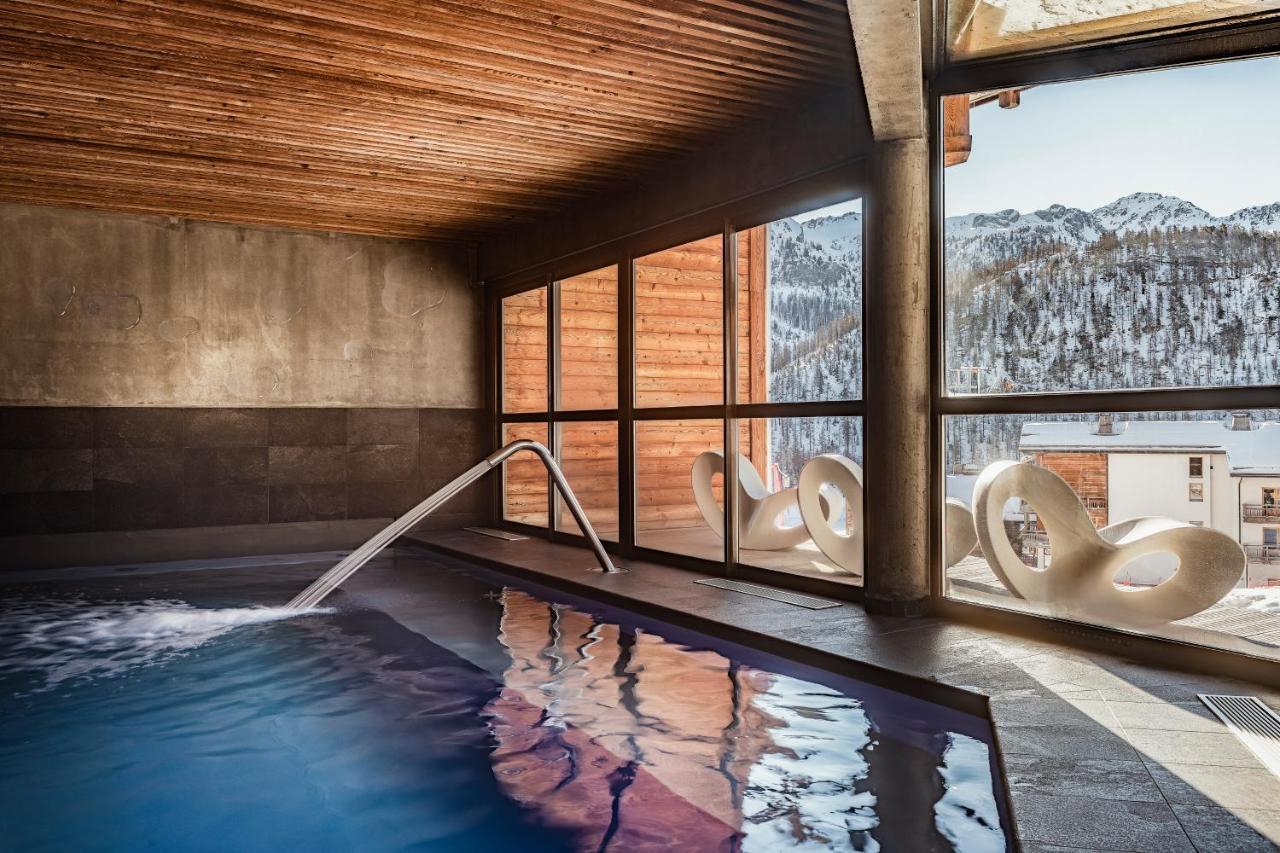 Anova Hotel & Spa Montgenevre Exterior photo